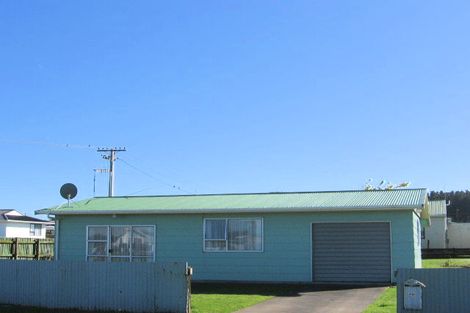 Photo of property in 49 Edinburgh Terrace, Foxton Beach, Foxton, 4815