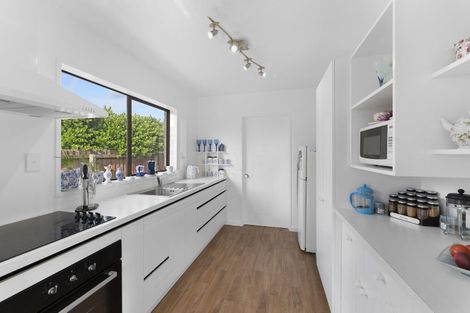 Photo of property in 14 Howe Street, New Brighton, Christchurch, 8083