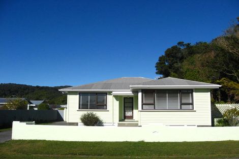 Photo of property in 3 Leith Crescent, Greymouth, 7805