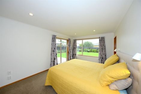 Photo of property in 107 Kotuku Crescent, Woolston, Christchurch, 8023