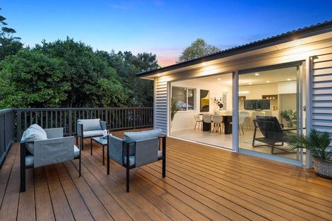 Photo of property in 3 Boylan Road, Titirangi, Auckland, 0604