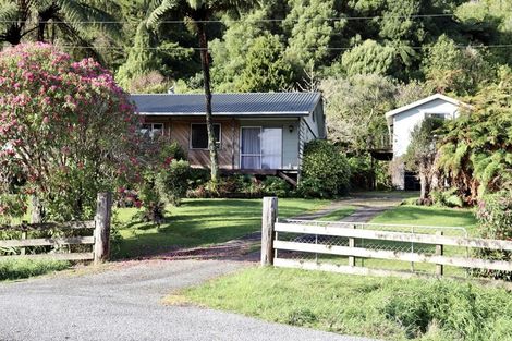 Photo of property in 4490 Karamea Highway, Karamea, 7893