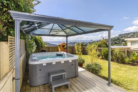 Photo of property in 4b Sarah Way, Crofton Downs, Wellington, 6035