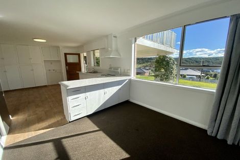 Photo of property in 204 Waikawa Road, Waikawa, Picton, 7220