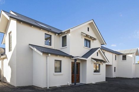 Photo of property in 2/21 Stoneyhurst Street, St Albans, Christchurch, 8014