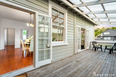 Photo of property in 221 Henderson Valley Road, Henderson, Auckland, 0612