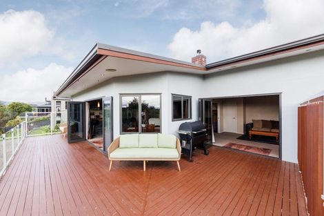Photo of property in 51 Ruapehu Drive, Fitzherbert, Palmerston North, 4410