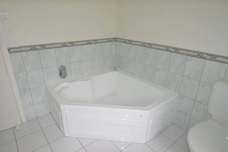 Photo of property in 9 John Gill Road, Cockle Bay, Auckland, 2014