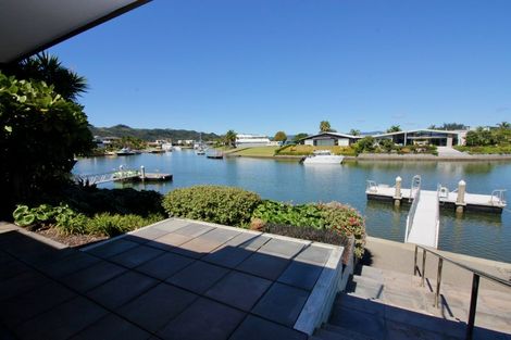 Photo of property in 19 Aquila Drive, Whitianga, 3510