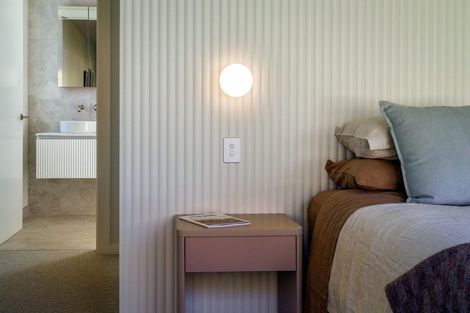 Photo of property in 35 Jack Hanley Drive, Jacks Point, Queenstown, 9371