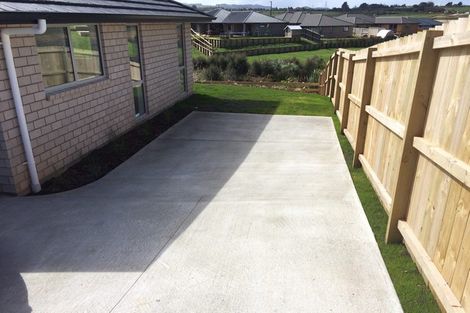 Photo of property in 60 Helenslee Road, Pokeno, 2402