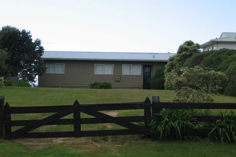 Photo of property in 136 Mangakahia Drive, Whangapoua, Coromandel, 3582