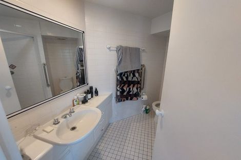 Photo of property in 73 Cliff Road, Torbay, Auckland, 0630