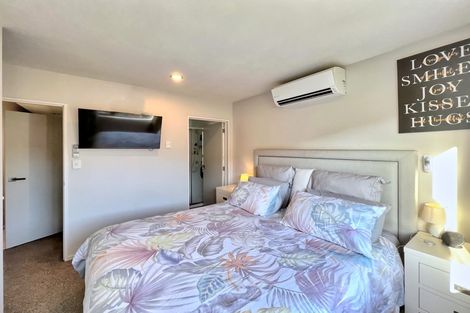 Photo of property in 42 Makamaka Lane, Albany Heights, Auckland, 0632