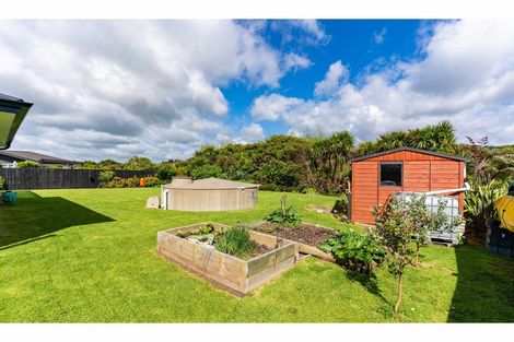 Photo of property in 16 Jack Boyd Drive, Mangawhai Heads, Mangawhai, 0573
