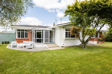 Photo of property in 75 Taylor Street, Cambridge, 3434