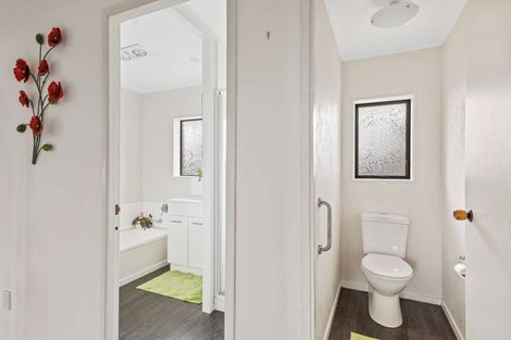 Photo of property in 219/1 Coronation Avenue, Welbourn, New Plymouth, 4310