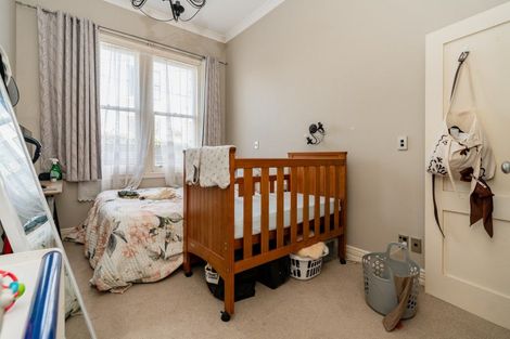 Photo of property in 16 Austin Street, Mount Victoria, Wellington, 6011