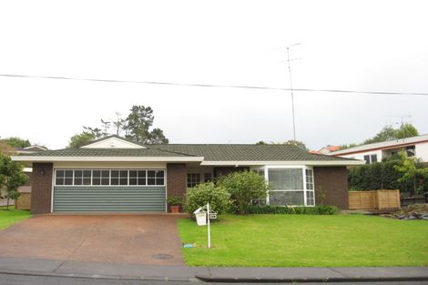 Photo of property in 40a Glenfern Road, Mellons Bay, Auckland, 2014