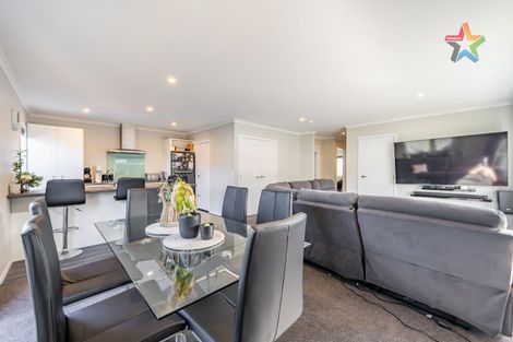 Photo of property in 10 Ron Fawcett Way, Wainuiomata, Lower Hutt, 5014