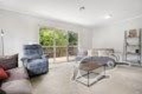 Photo of property in 2 Miro Street, New Lynn, Auckland, 0600