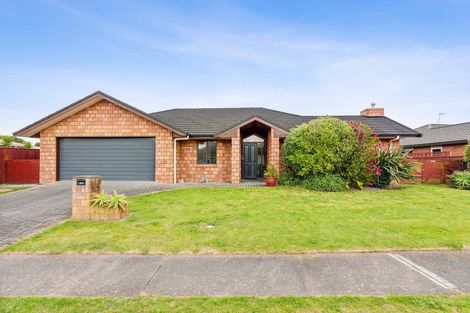 Photo of property in 170 Milne Drive, Paraparaumu, 5032