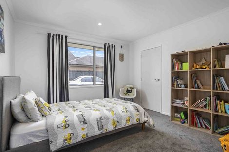 Photo of property in 21 Paso Fino Crescent, Karaka, Papakura, 2113