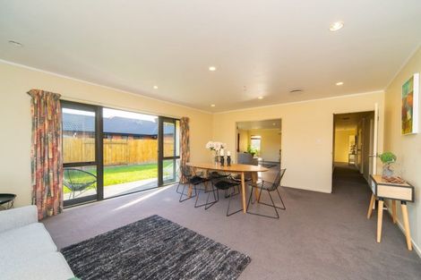 Photo of property in 49 Meridian Grove, Kelvin Grove, Palmerston North, 4414