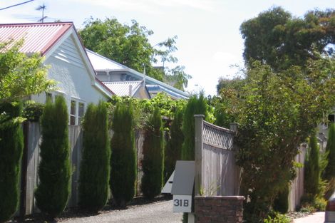 Photo of property in 31a William Bond Street, Stanley Point, Auckland, 0624