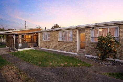 Photo of property in 28 Holdaway Street, Riversdale, Blenheim, 7201