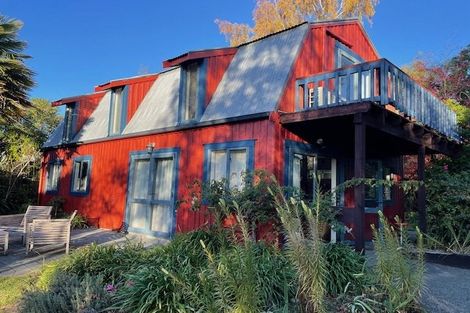 Photo of property in Atholwood Luxury Accommodation, 118 Bronte Road East, Bronte, Upper Moutere, 7173