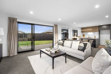 Photo of property in 9 Marcoola Drive, Rolleston, 7614