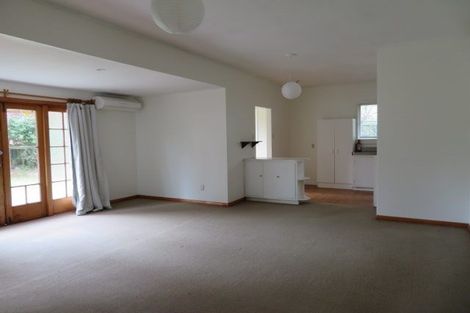 Photo of property in 8 Tirangi Road, Moera, Lower Hutt, 5010