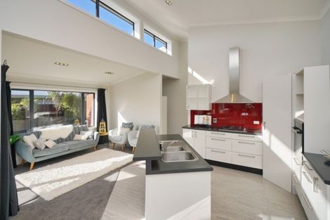 Photo of property in 46 Foresters Crescent, Parklands, Christchurch, 8083