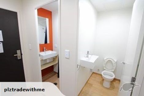 Photo of property in Empire Apartments, 1327/21 Whitaker Place, Grafton, Auckland, 1010