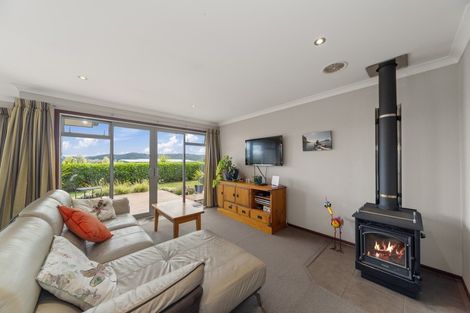 Photo of property in 15 Kestrel Lane, Kinloch, Taupo, 3377