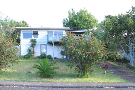 Photo of property in 5 Infidel Place, Torbay, Auckland, 0630