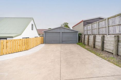 Photo of property in 204 Cambridge Road, Bethlehem, Tauranga, 3110