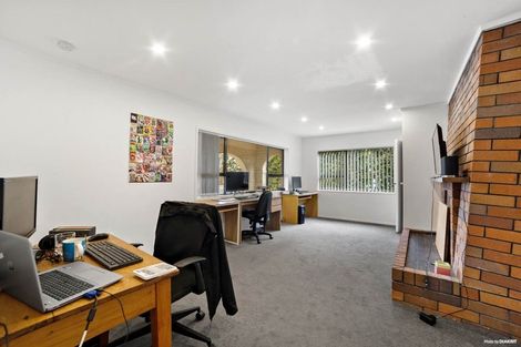 Photo of property in 43 Chequers Avenue, Glenfield, Auckland, 0629