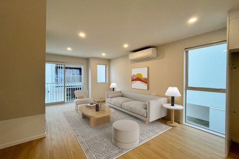 Photo of property in 13/9 Aeroview Drive, Beach Haven, Auckland, 0626