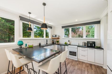 Photo of property in 3 Moa Road, Raumati Beach, Paraparaumu, 5032