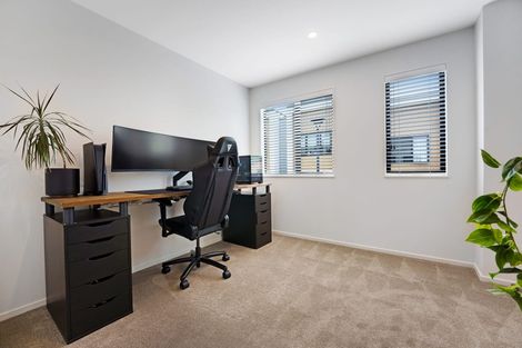 Photo of property in 41 Morihana Close, Glen Eden, Auckland, 0602