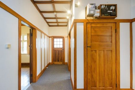 Photo of property in 25 Kingswood Street, Takaro, Palmerston North, 4412