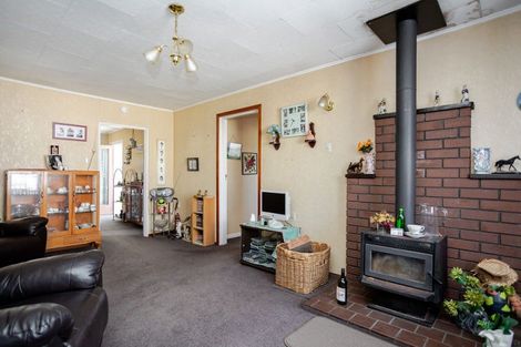 Photo of property in 4 Otanga Street, Dannevirke, 4930