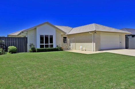 Photo of property in 58 Orotu Drive, Poraiti, Napier, 4112