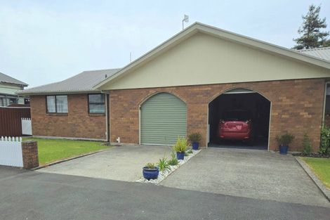 Photo of property in 9a Mill Street, Westport, 7825