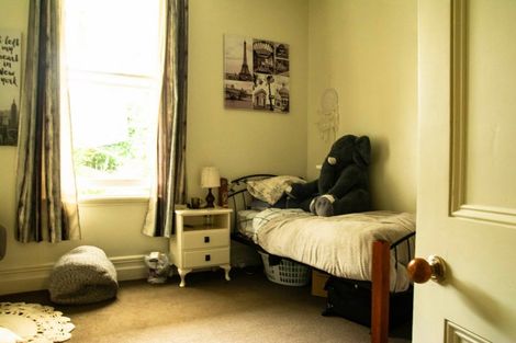 Photo of property in 36 Adderley Terrace, Ravensbourne, Dunedin, 9022