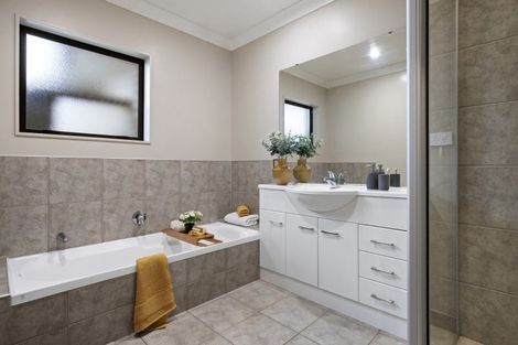 Photo of property in 27 Greig Place, Pukekohe, 2120