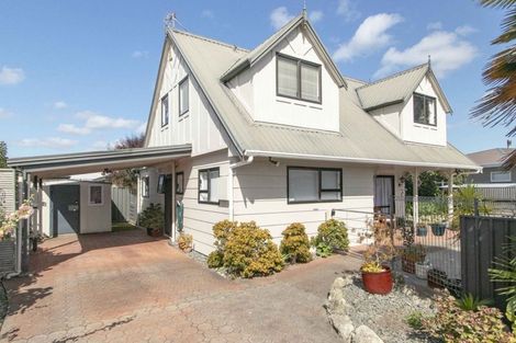 Photo of property in 2a Trent Street, Taradale, Napier, 4112