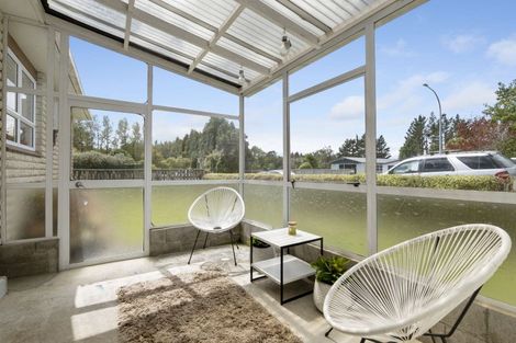 Photo of property in 6 Kahikatea Street, Inglewood, 4330